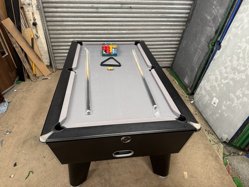 7ft 4ft black - ball, coin