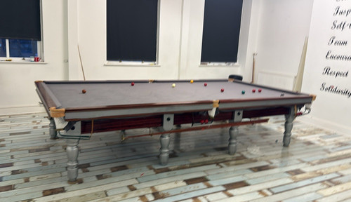 Table top pool - 7, ft